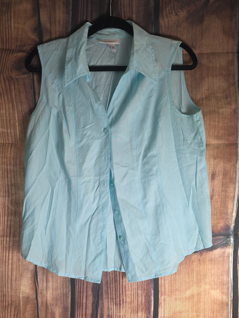 Dressbarn Large Light Blue Sleeveless Button-Down Shirt